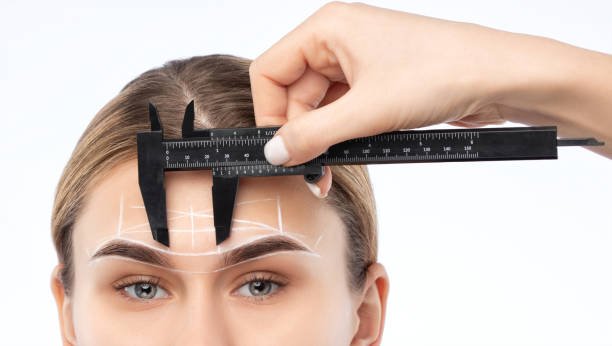 Eyebrow mapping for microblading measurement at NewLife Aesthetics